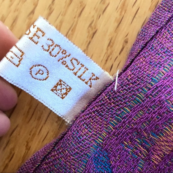 Purple Pattern Fringe Scarf - Picture 4 of 5